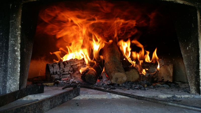 pizzeria-SANARY SUR MER-min_wood-fired-oven-1960099